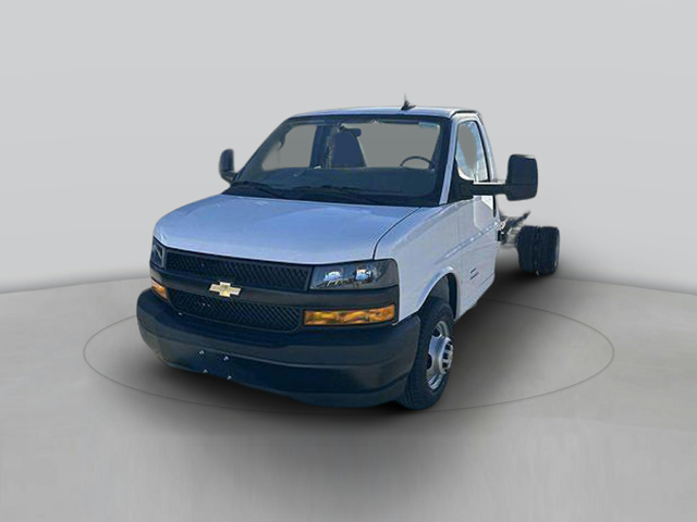 2024 Chevrolet Express Commercial Cutaway