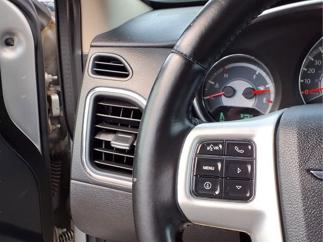 2011 Chrysler 200 Limited