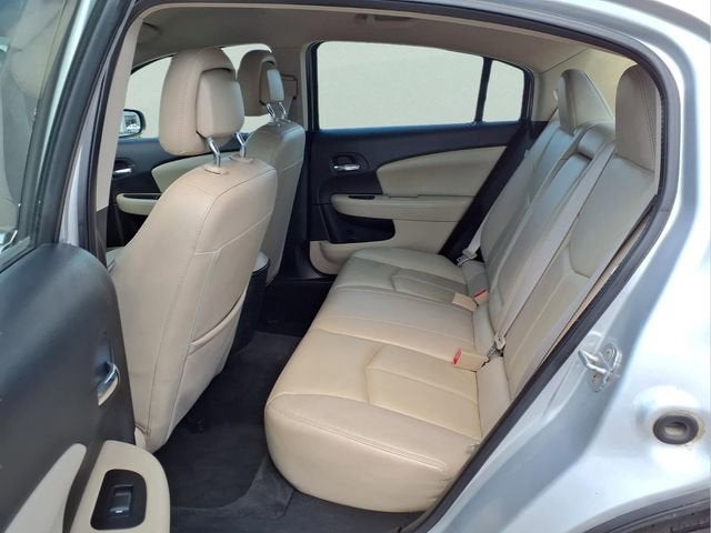 2011 Chrysler 200 Limited