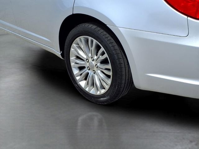 2011 Chrysler 200 Limited