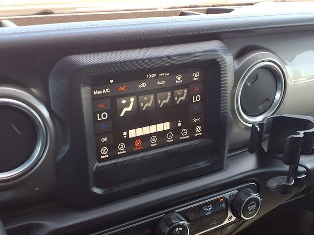 2018 Jeep Wrangler Unlimited Sahara 4x4