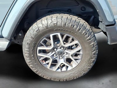 2024 Jeep Wrangler 4-Door Sahara 4x4