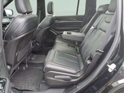 2023 Jeep Grand Cherokee L Overland 4x4