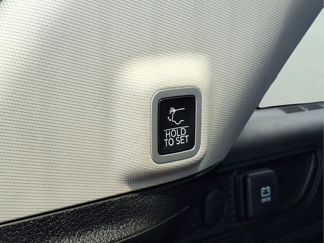 2022 Jeep Grand Cherokee 4xe Y