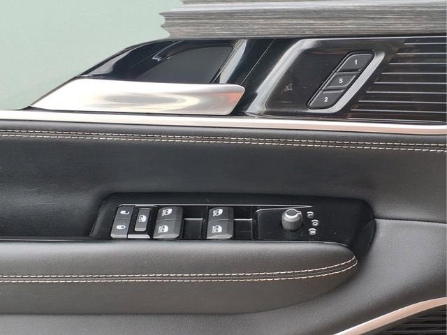 2022 Jeep Wagoneer Series II 4x2