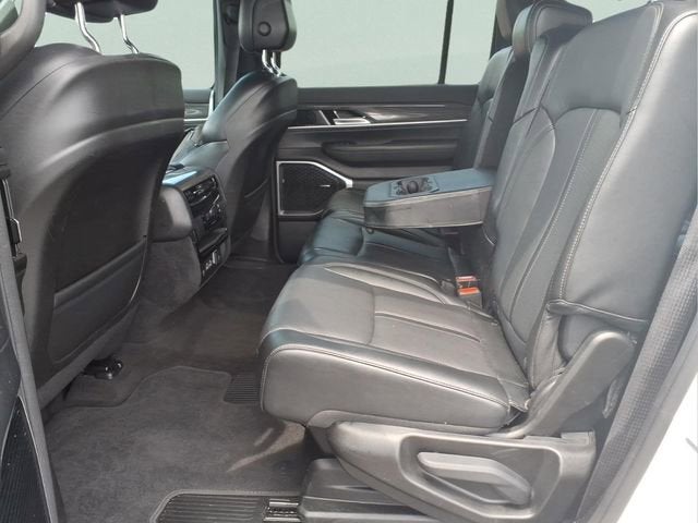 2022 Jeep Wagoneer Series II 4x2