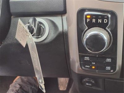 2017 RAM 1500 Big Horn Crew Cab 4x4 5'7" Box