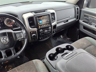 2017 RAM 1500 Big Horn Crew Cab 4x4 5'7" Box