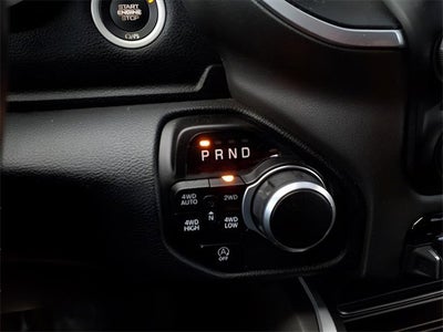 2022 RAM 1500 Big Horn Crew Cab 4x4 5'7" Box