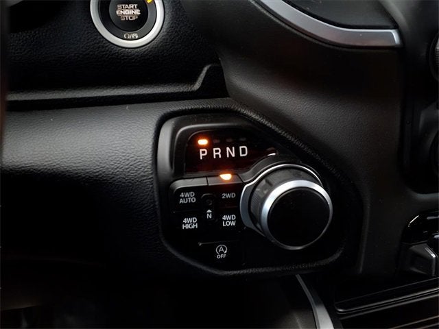 2022 RAM 1500 Big Horn Crew Cab 4x4 5'7" Box