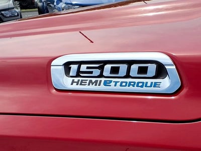 2022 RAM 1500 Big Horn Crew Cab 4x4 5'7" Box