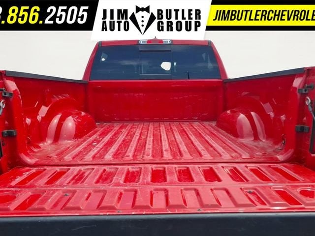 2022 RAM 1500 Big Horn Crew Cab 4x4 5'7" Box