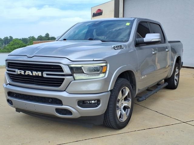 2020 RAM 1500 Laramie Crew Cab 4x4 5'7" Box