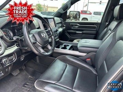 2020 RAM 1500 Laramie Crew Cab 4x4 5'7" Box