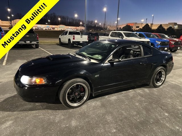 2001 Ford Mustang GT Deluxe