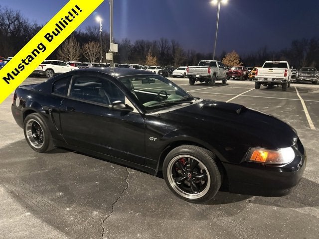 2001 Ford Mustang GT Deluxe