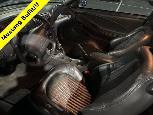 2001 Ford Mustang GT Deluxe