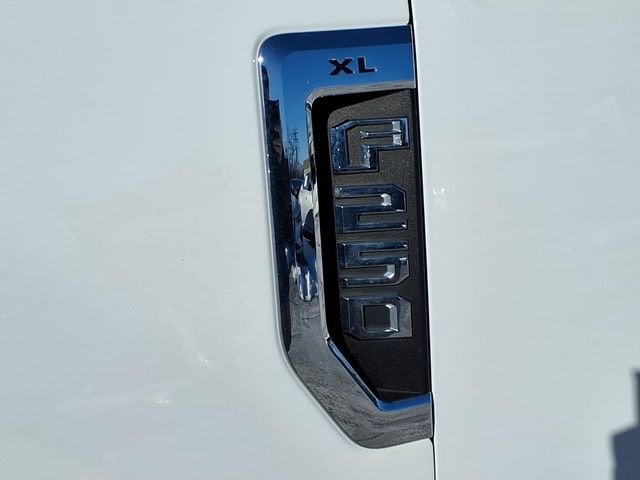 2022 Ford Super Duty F-250 SRW XL