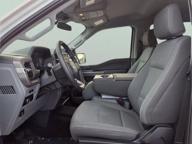 2025 Ford F150 XLT Y