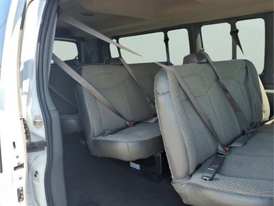 2023 Chevrolet Express Passenger 3500 1LT