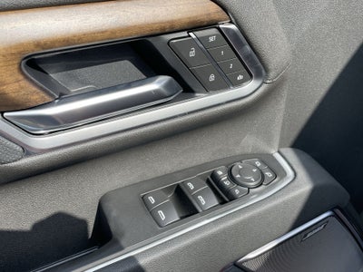 2025 Chevrolet Silverado 3500 HD High Country