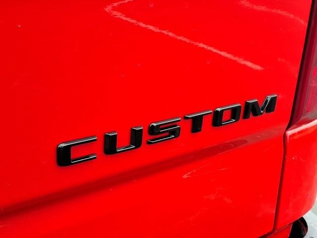 2025 Chevrolet Silverado 1500 Custom