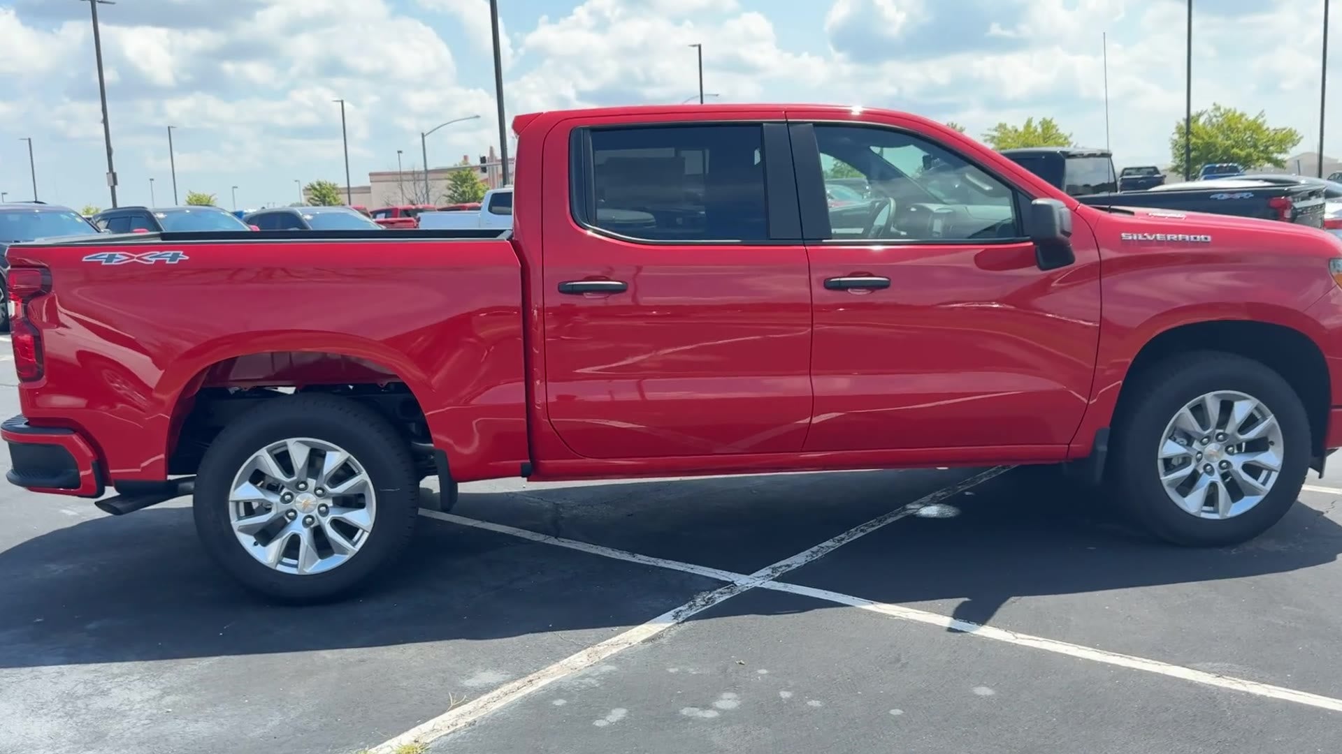 2025 Chevrolet Silverado 1500 Custom