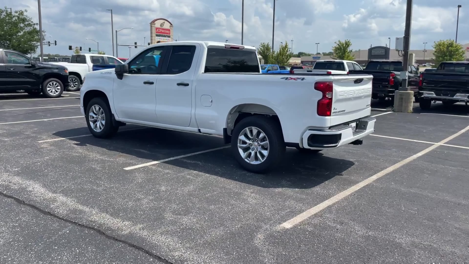 2026 Chevrolet Silverado 1500 Custom
