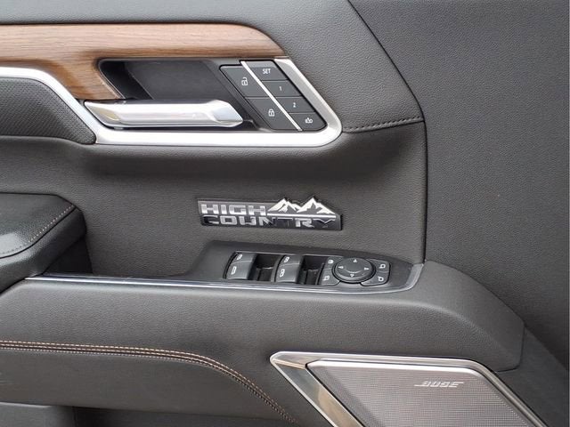 2022 Chevrolet Silverado 1500 High Country