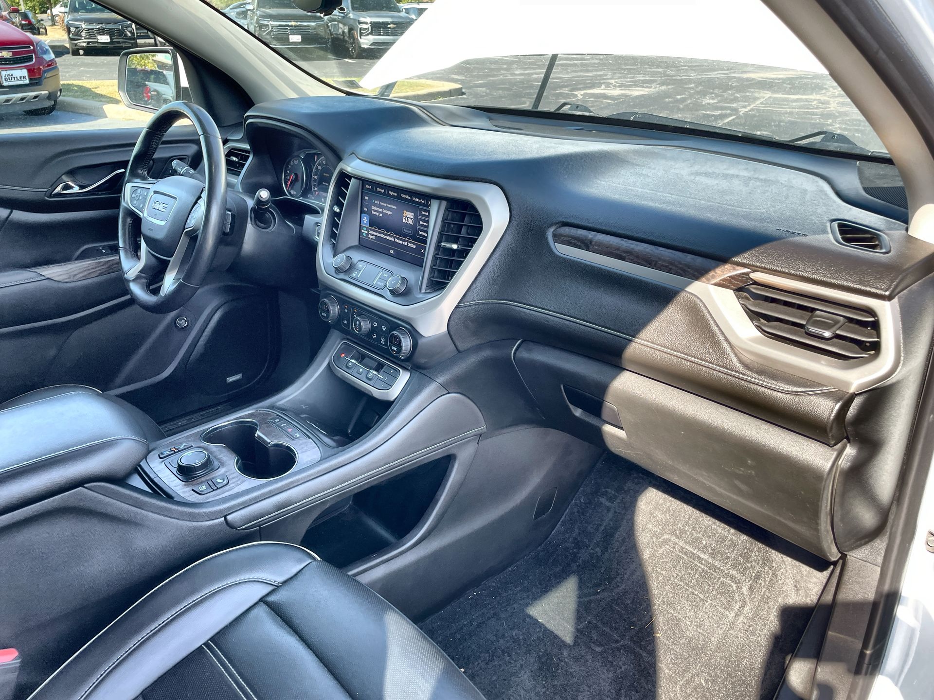 2022 GMC Acadia Denali