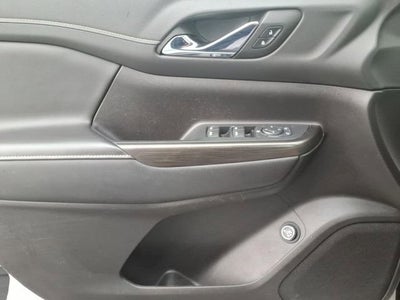 2022 GMC Acadia SLT