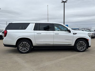 2023 GMC Yukon XL Denali Ultimate