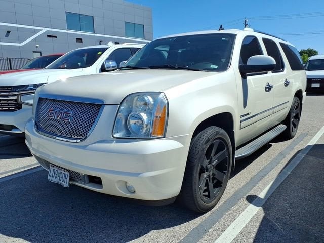 2013 GMC Yukon Denali AWD's photo