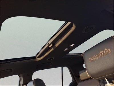 2023 Chevrolet Traverse High Country