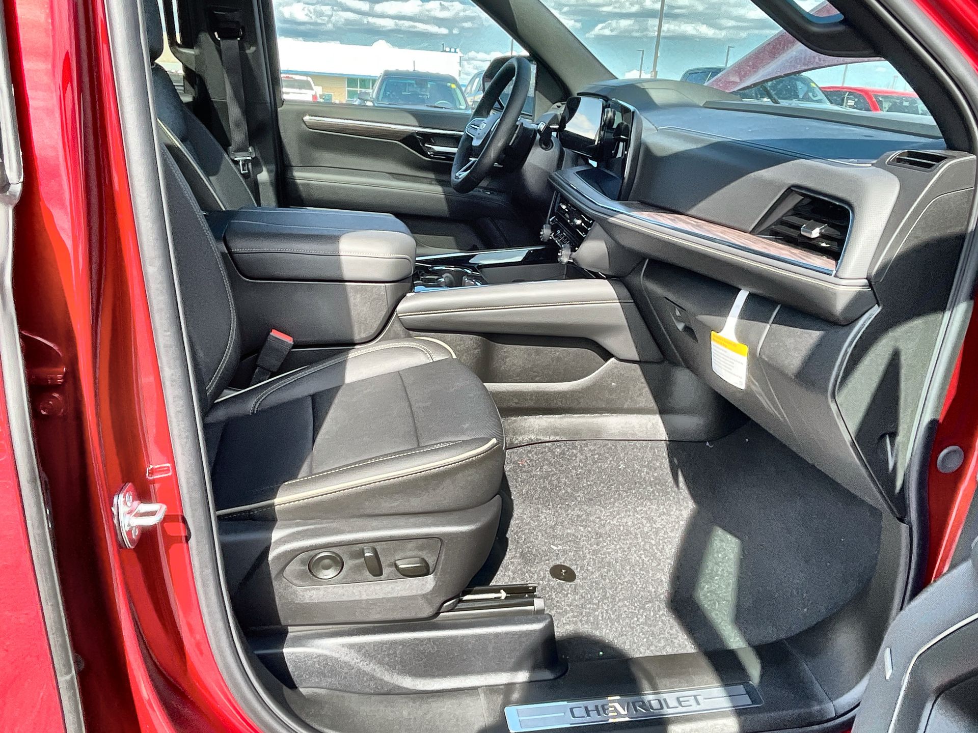 2025 Chevrolet Suburban Premier