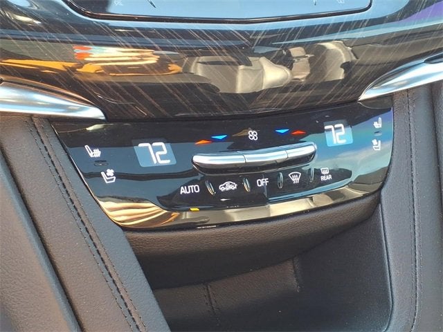 2022 Cadillac XT6 Premium Luxury