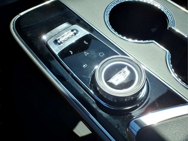 2025 Cadillac LYRIQ Luxury 3