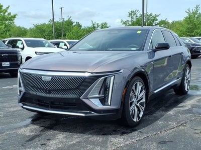 2025 Cadillac LYRIQ Luxury 3