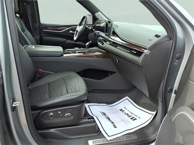 2023 Cadillac Escalade ESV Premium Luxury Platinum