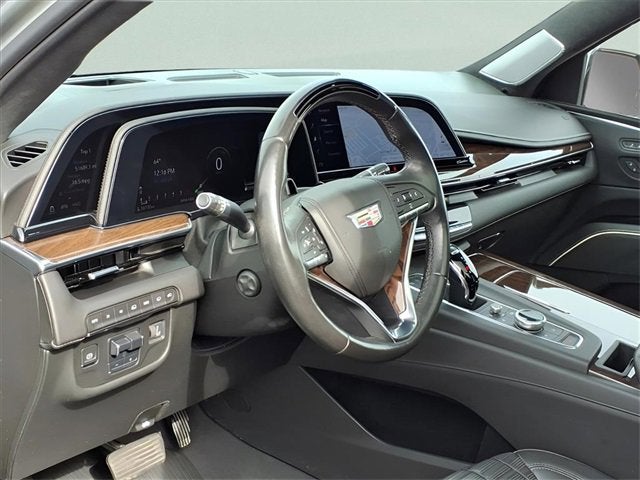 2023 Cadillac Escalade ESV Premium Luxury Platinum