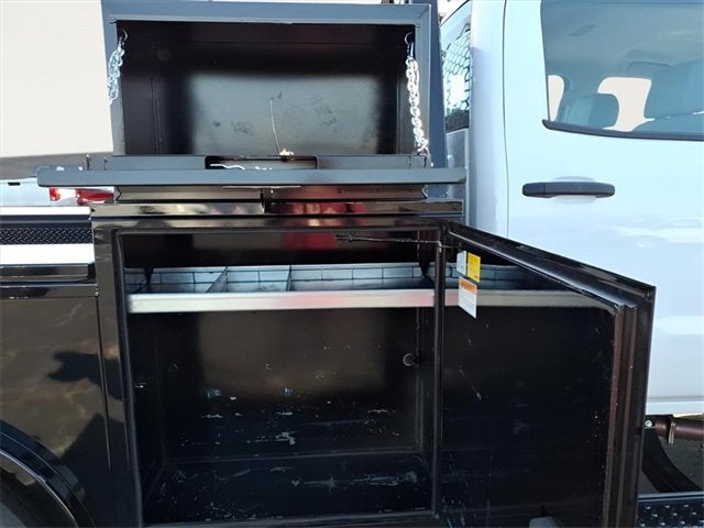 2023 Chevrolet Silverado 5500 HD Work Truck