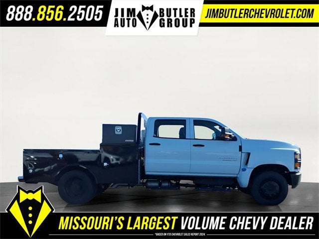 2023 Chevrolet Silverado 5500 HD Work Truck