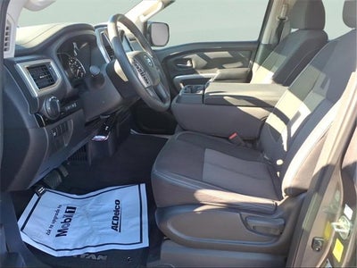 2021 Nissan Titan SV