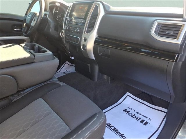 2021 Nissan Titan SV