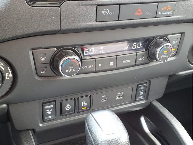 2024 Nissan Frontier SV