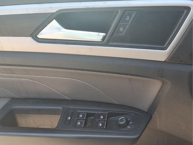 2023 Volkswagen Atlas 2.0T SE