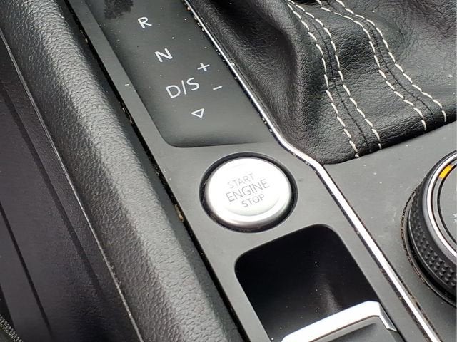 2022 Volkswagen Atlas 3.6L V6 SEL R-Line Black