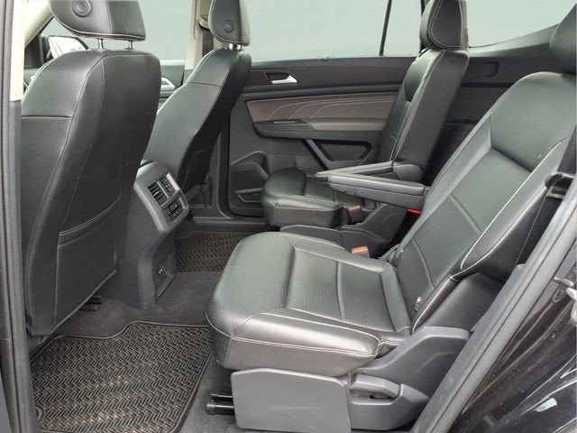 2022 Volkswagen Atlas 3.6L V6 SEL R-Line Black