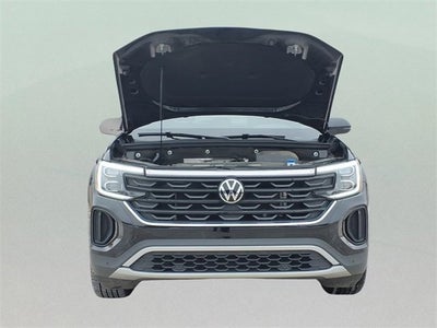 2024 Volkswagen Atlas Cross Sport 2.0T SE w/Technology