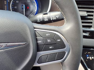 2022 Chrysler Voyager LX